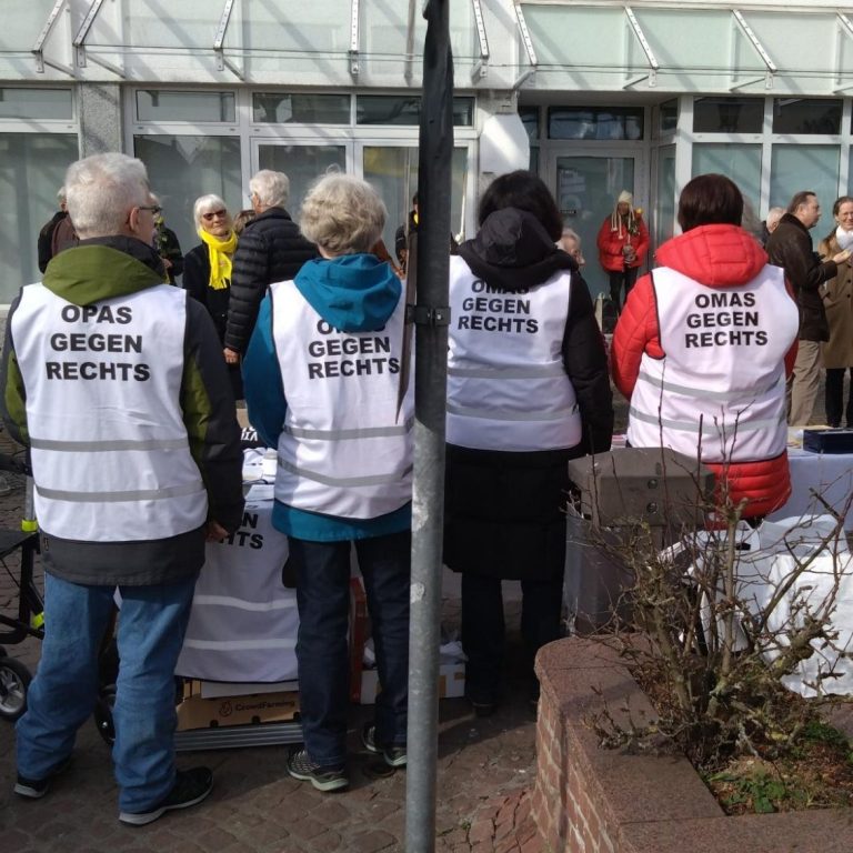 Omas Gegen Rechts Hofheim am Taunus – Wer wir sind Wer wir sind – OGR